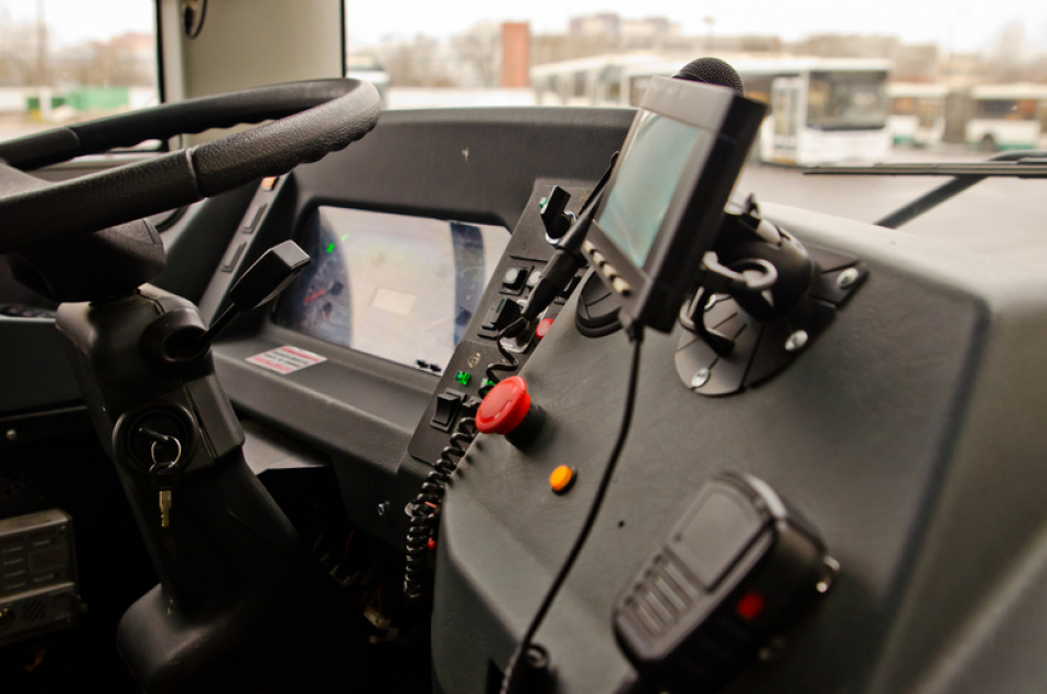 Автобус №208 временно меняет маршрут из-за работ на проспекте Энгельса